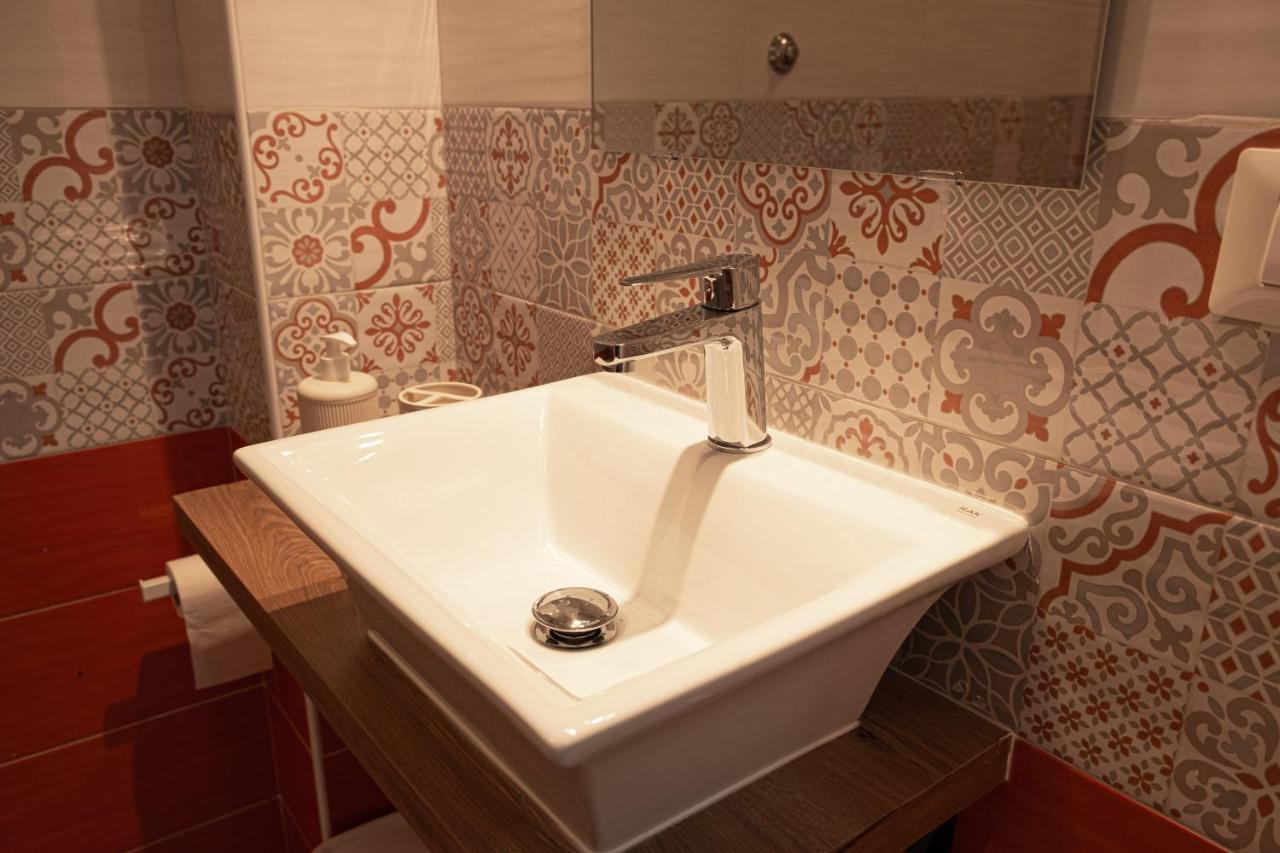 Le Dimore Di Emilia - Casa Bea Napoli Dış mekan fotoğraf